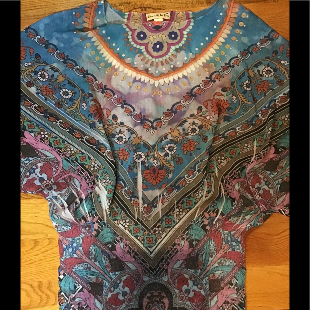 Women’s size medium top blouse